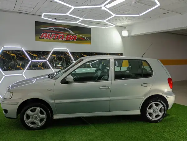 Volkswagen Polo 1.4 TDi Confortline ABS 36