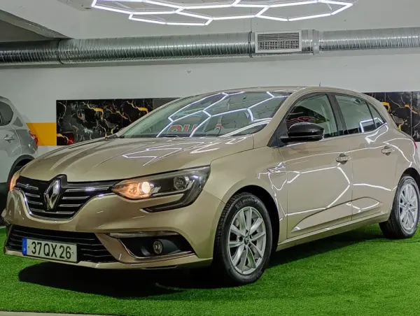 Renault Mégane 1.5 dCi Limited SS 6