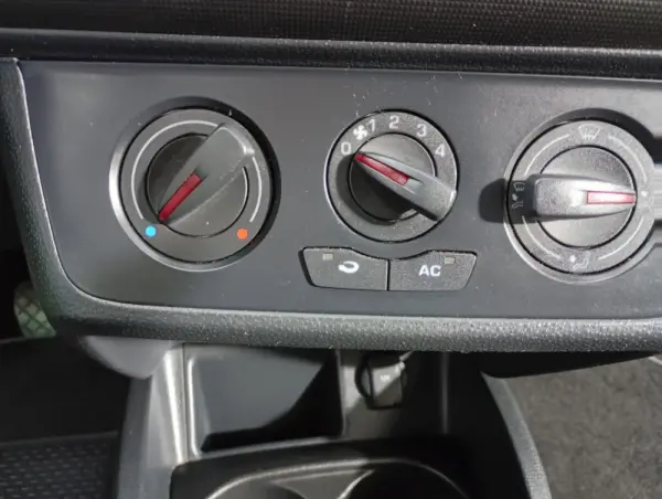 SEAT Ibiza 1.4 TDI Sport 19