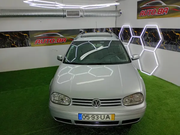 Volkswagen Golf Variant 1.9 TDi Highline 5