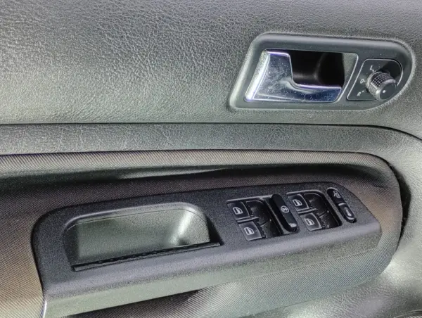 Volkswagen Golf Variant 1.9 TDi Highline 12