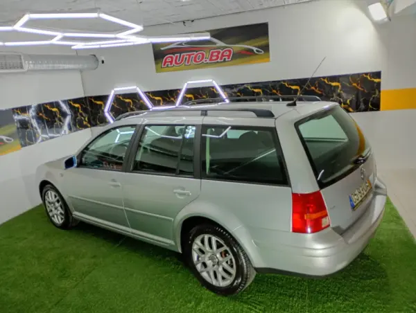 Volkswagen Golf Variant 1.9 TDi Highline 30