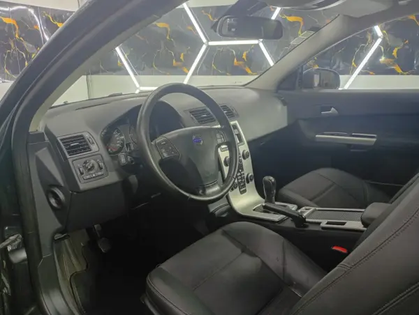 Volvo C30 1.6 D Drive Momentum 14
