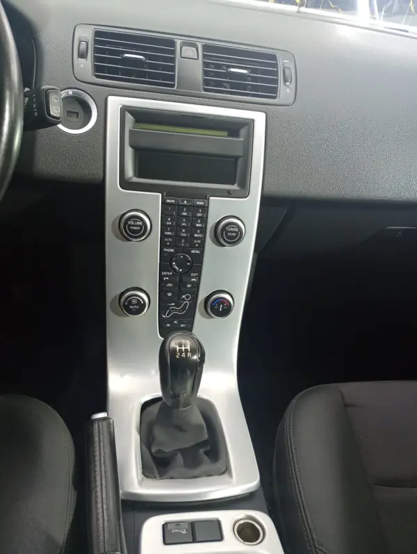 Volvo C30 1.6 D Drive Momentum 19