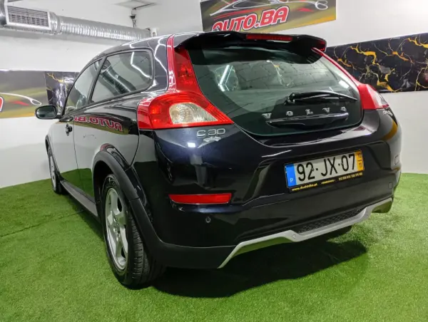 Volvo C30 1.6 D Drive Momentum 31
