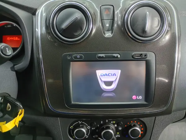 Dacia Logan MCV 0.9 TCe Comfort Bi-Fuel 14