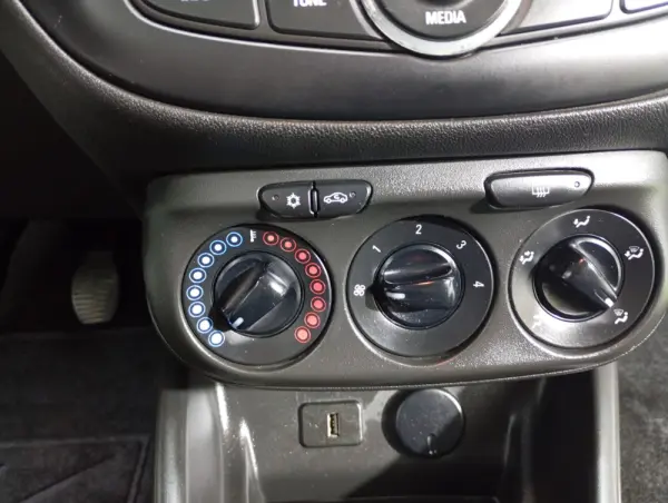 Opel Corsa Super estimada 21