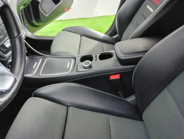 Mercedes-Benz A 180 CDI BE Style Aut. 33
