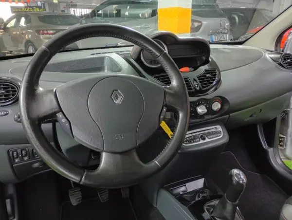 Renault Twingo 10