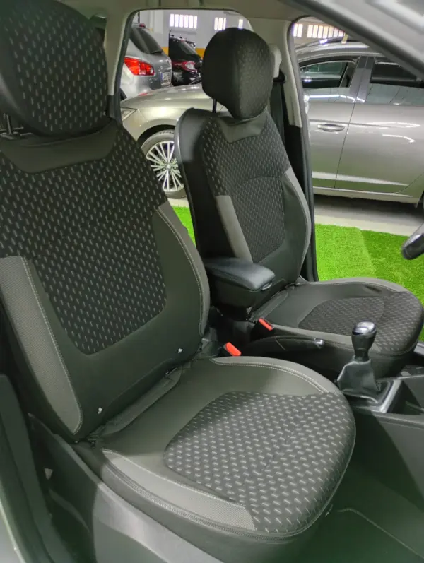 Renault Captur 0.9 TCE Exclusive 28