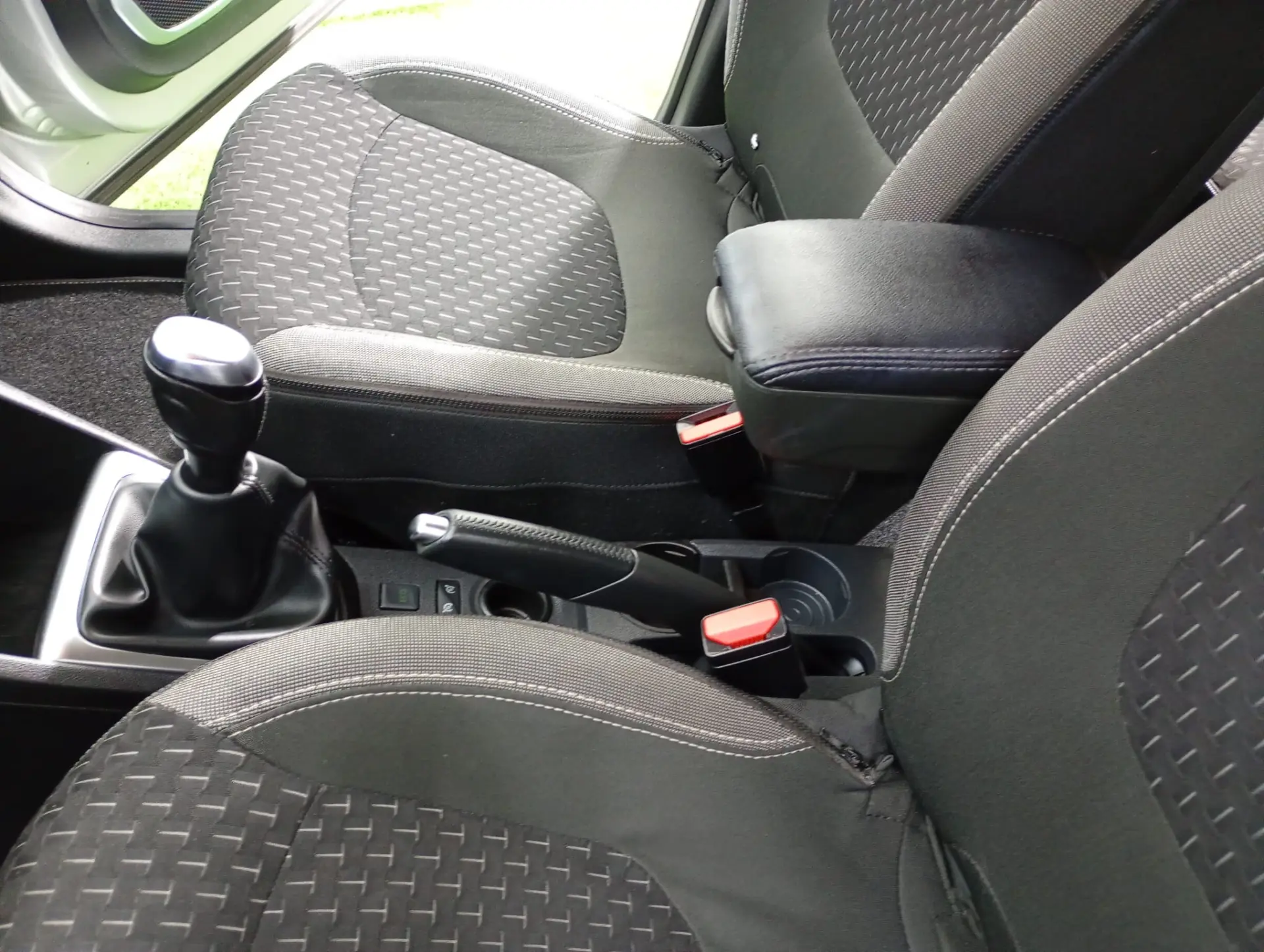 Renault Captur 0.9 TCE Exclusive 27