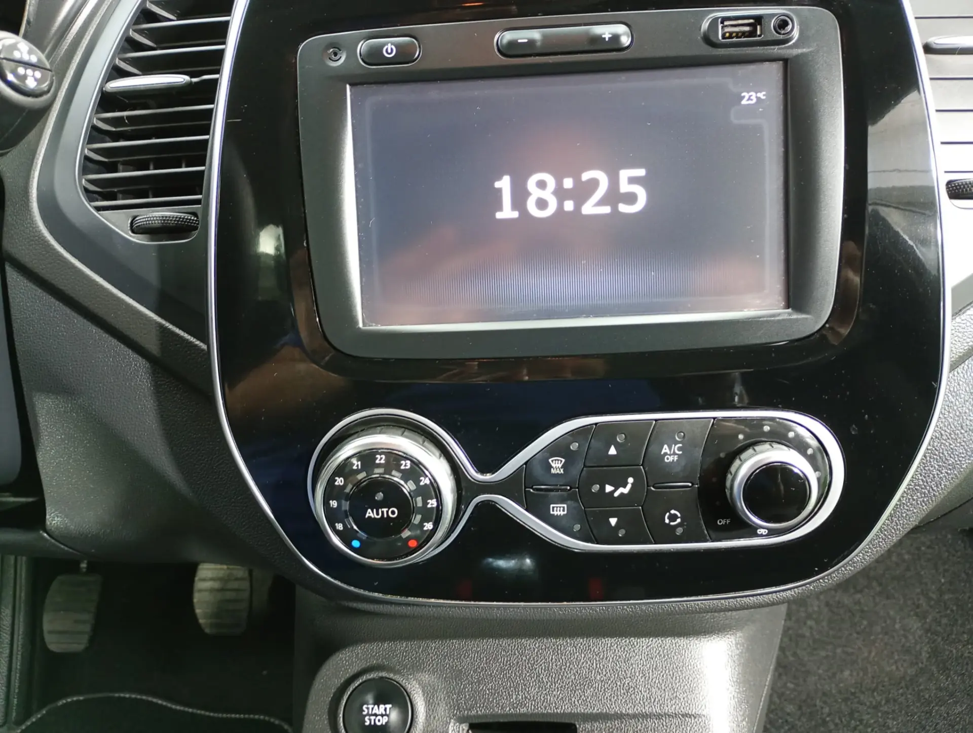 Renault Captur 0.9 TCE Exclusive 26