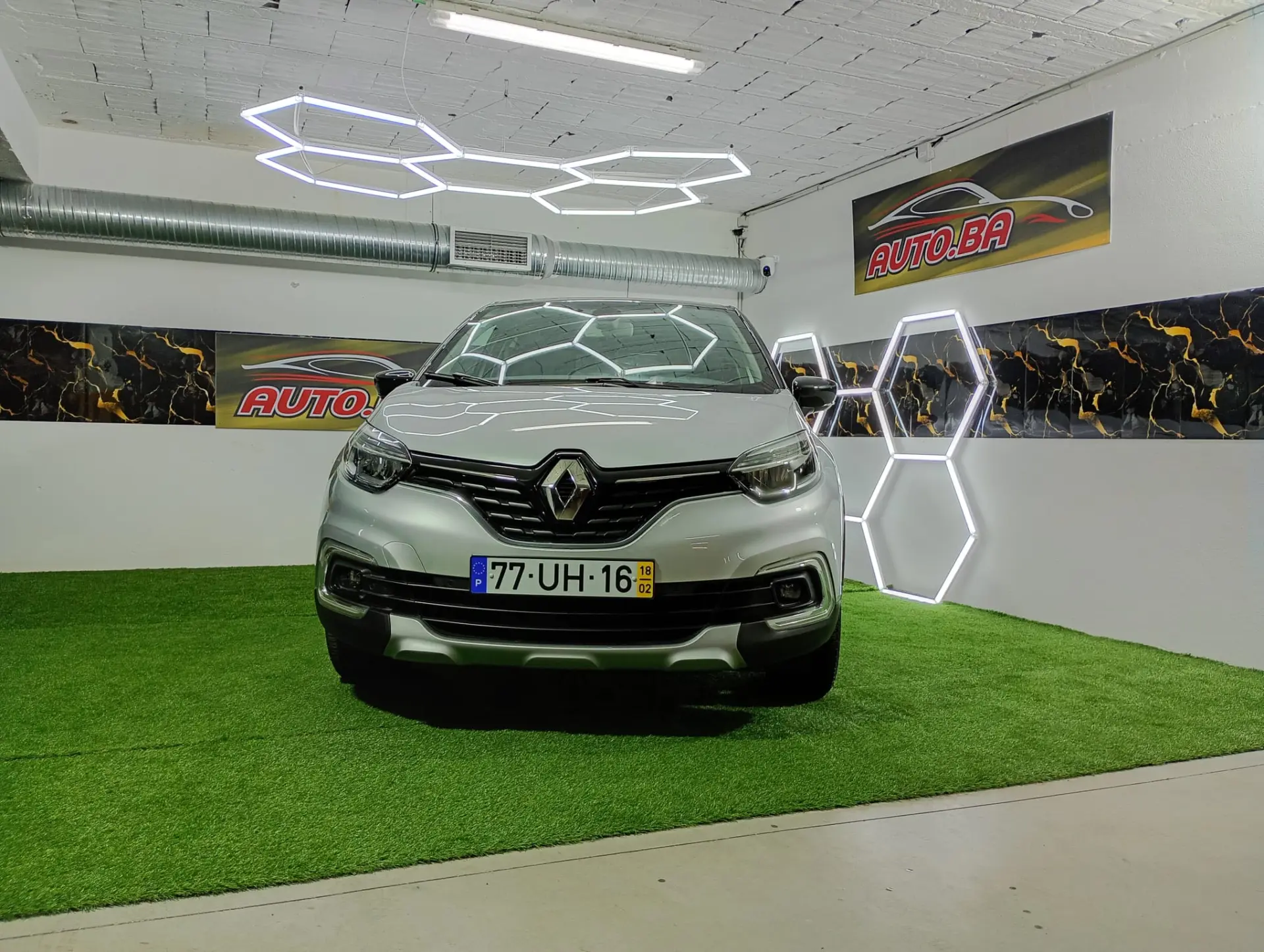 Renault Captur 0.9 TCE Exclusive 8