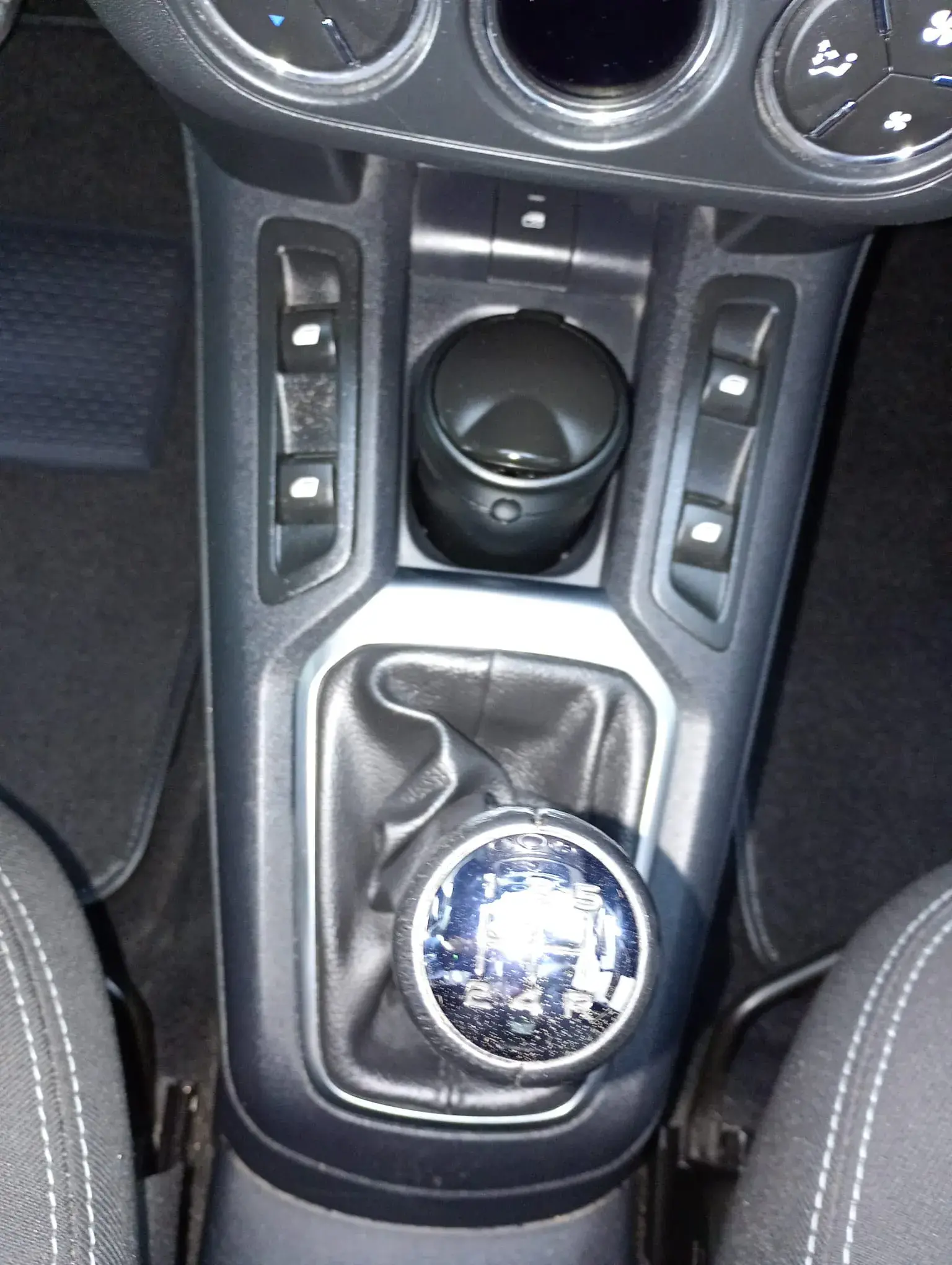 Citroen C-Elysée 1.6 BlueHDi Exclusive 14
