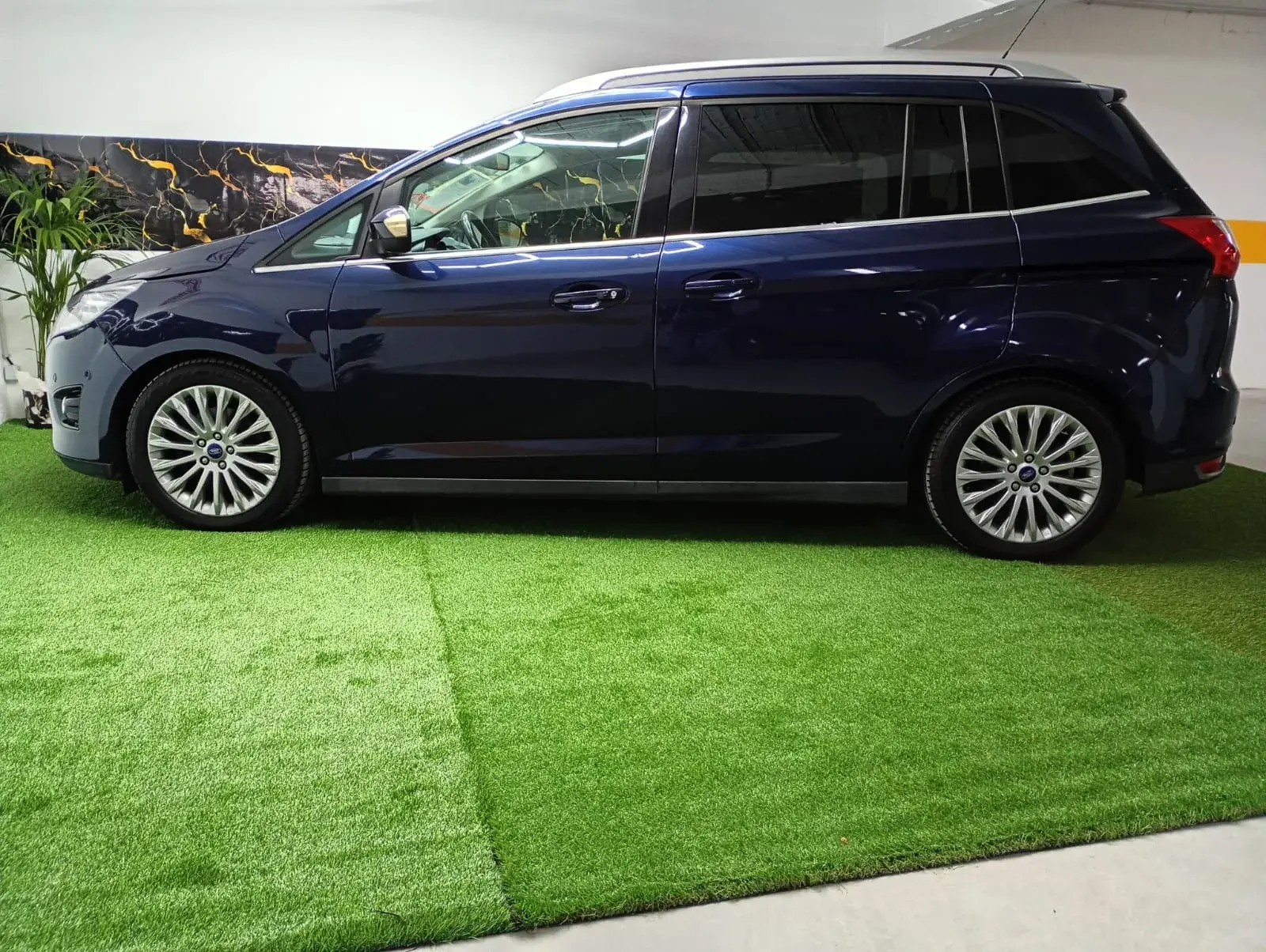 Ford Grand C-Max 1.6 TDCi Titanium S/S 21
