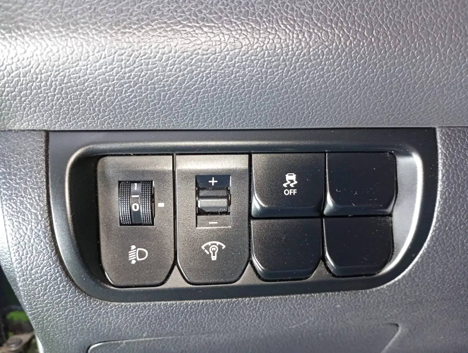 Kia Rio 1.2 CVVT EX 13