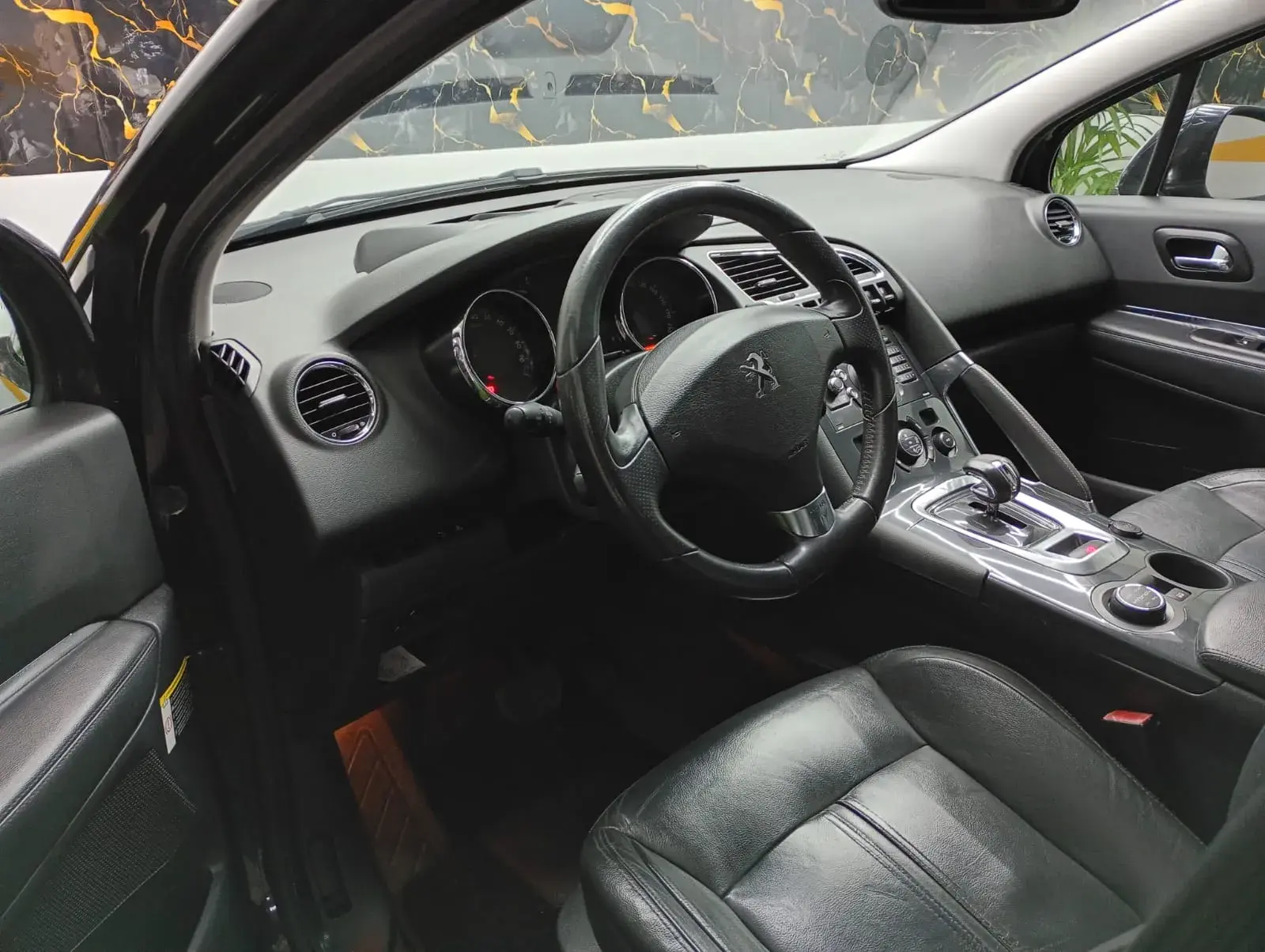 Peugeot 3008 2.0 HDi Hybrid4 Limited Edition 6