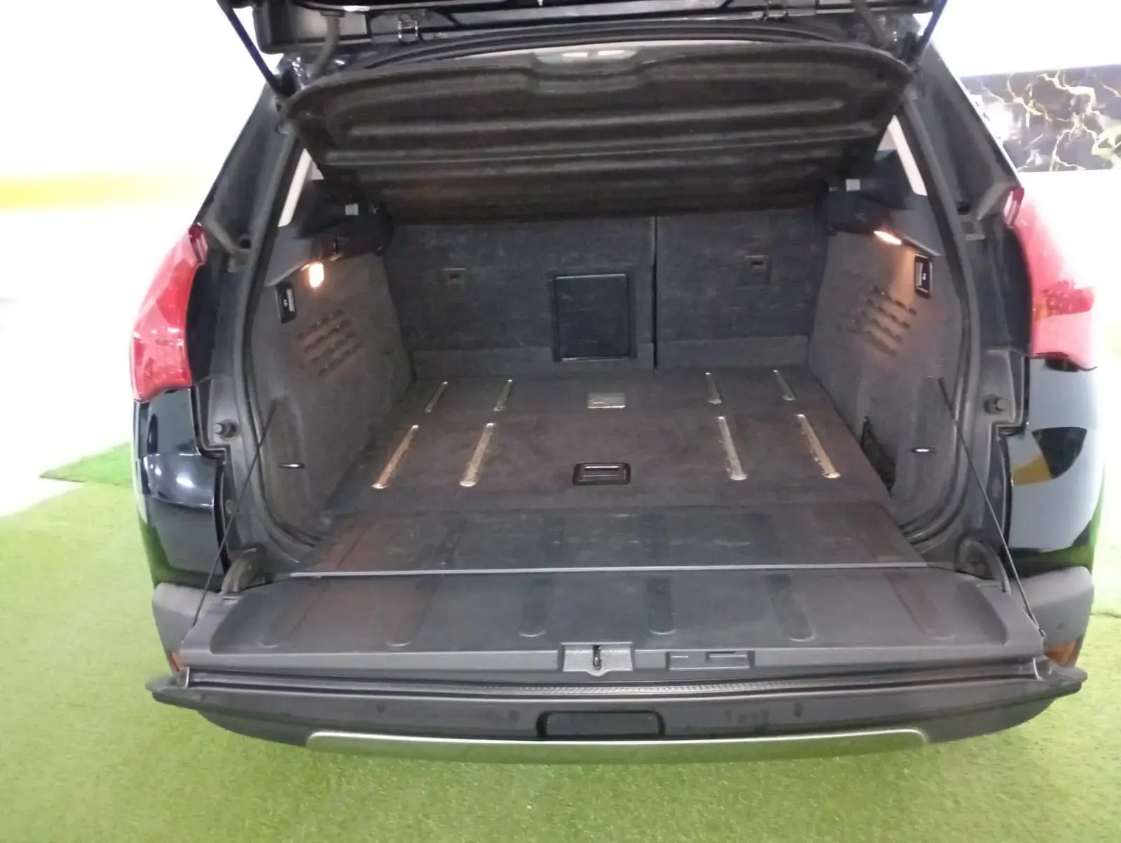 Peugeot 3008 2.0 HDi Hybrid4 Limited Edition 14