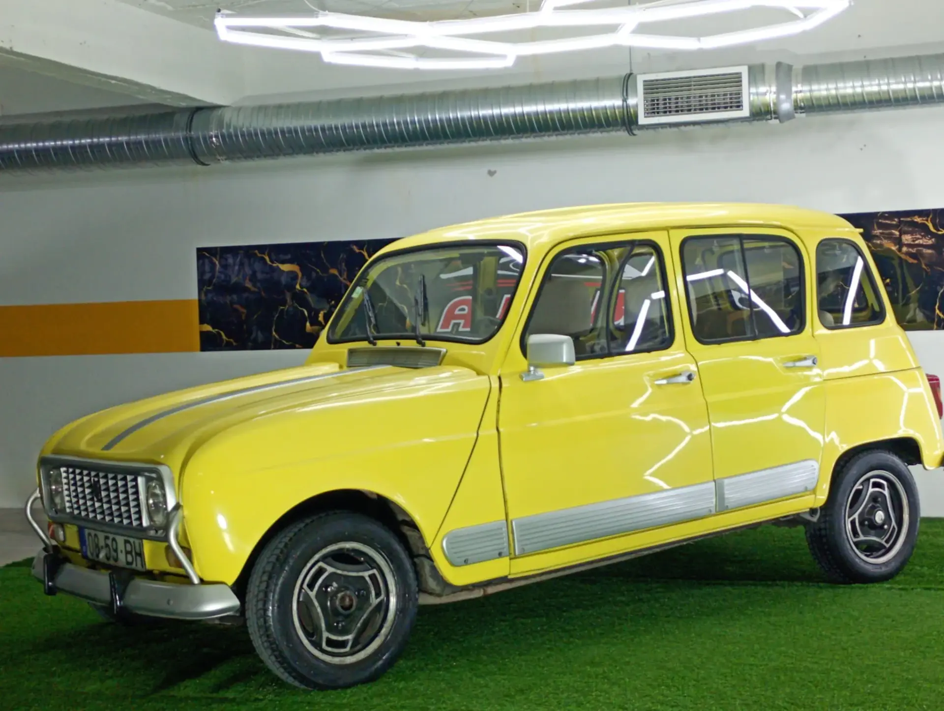 Renault 4 1.1 GTL 27