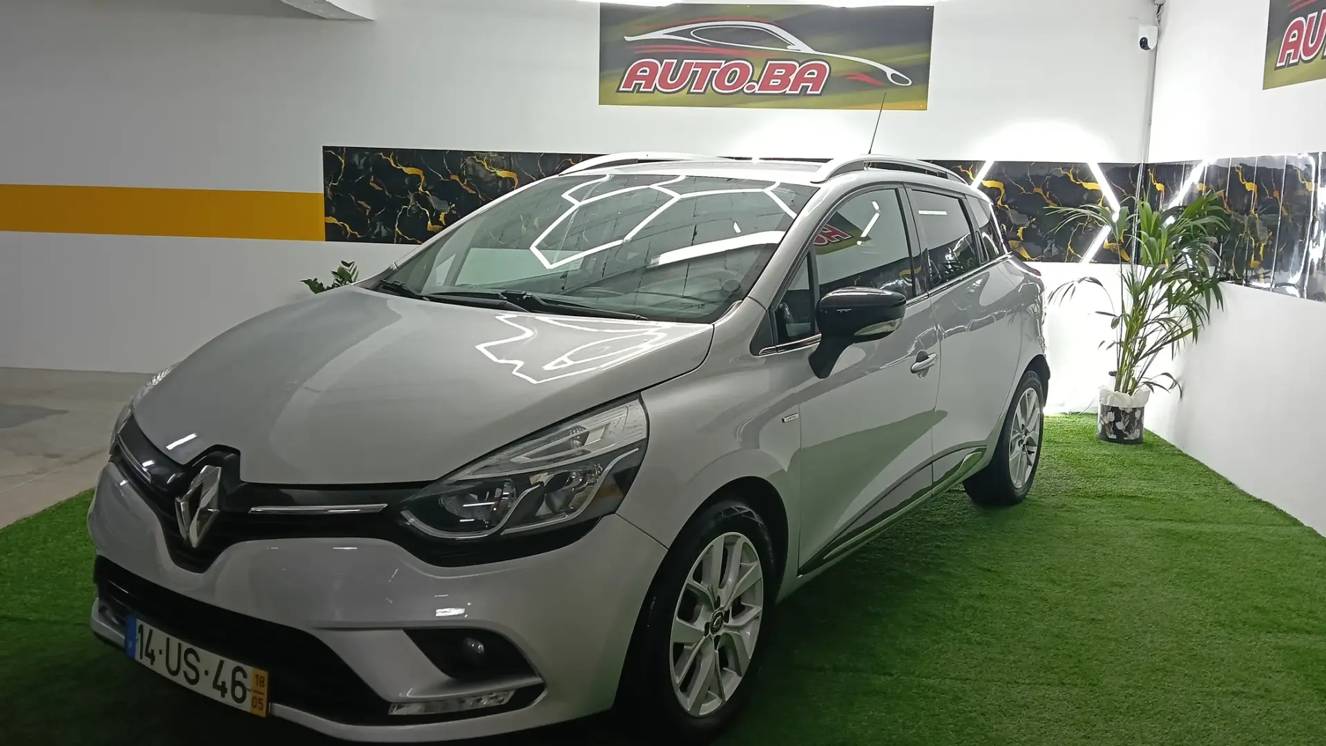 Renault Clio Sport Tourer 0.9 TCe Limited Edition 3