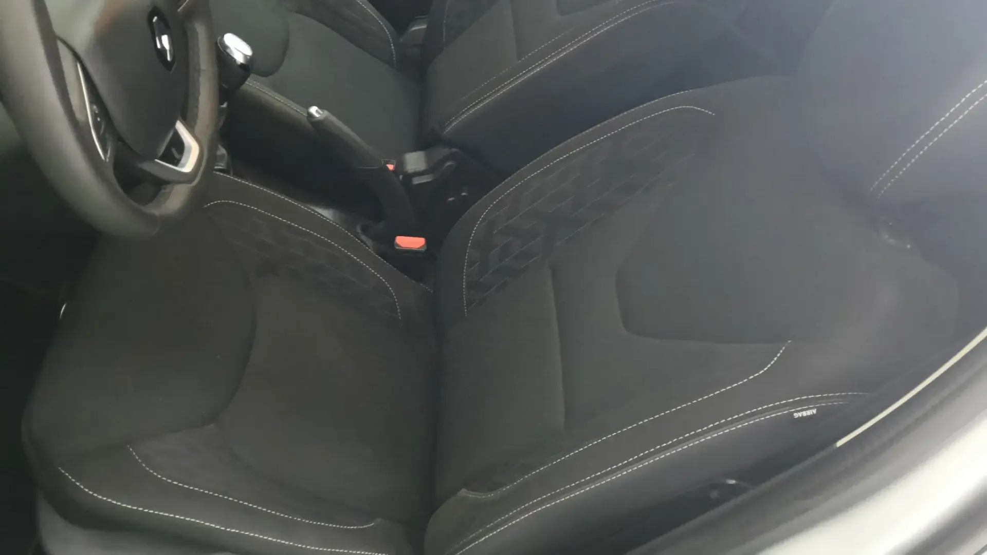 Renault Clio Sport Tourer 0.9 TCe Limited Edition 15