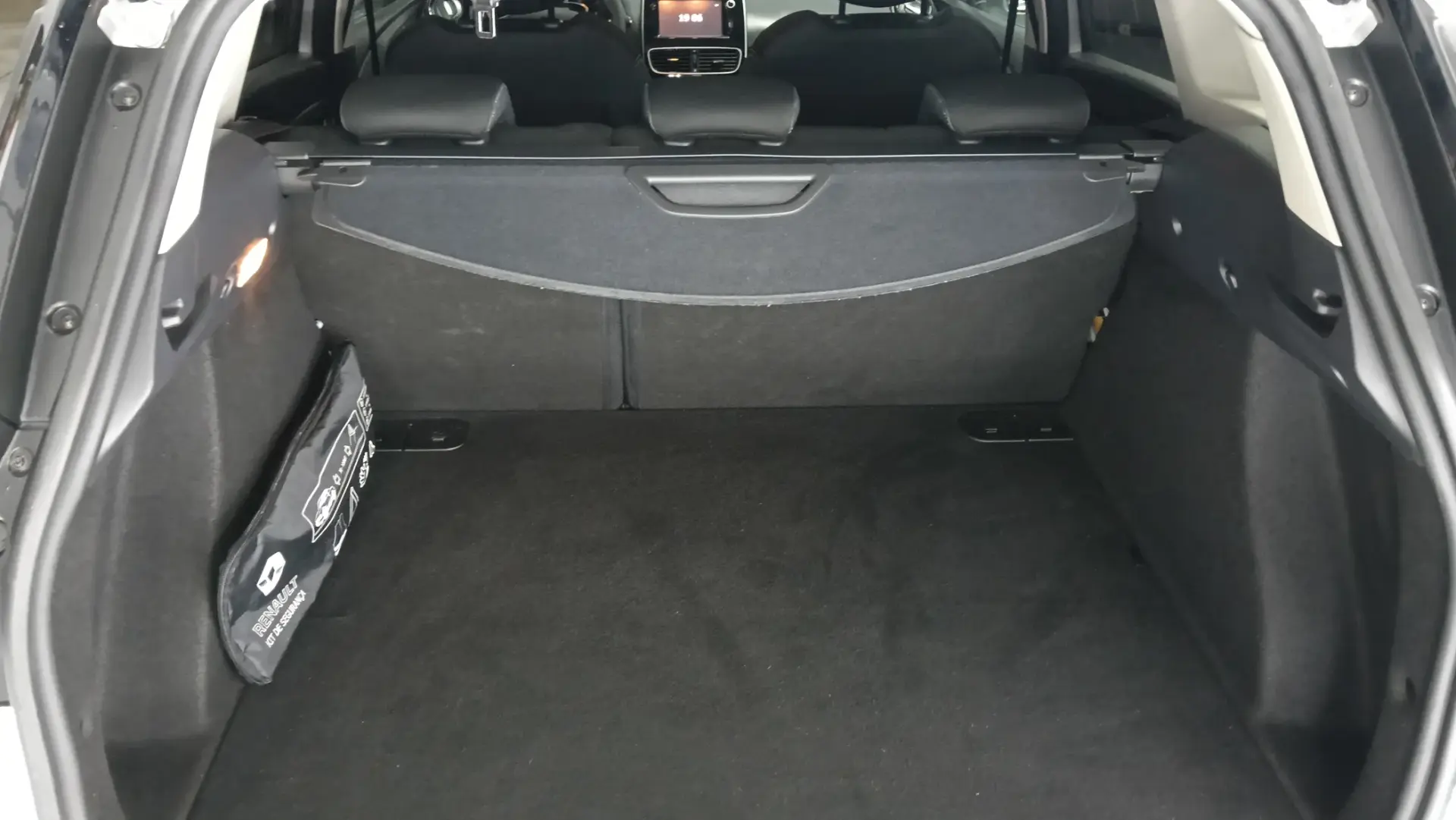 Renault Clio Sport Tourer 0.9 TCe Limited Edition 22