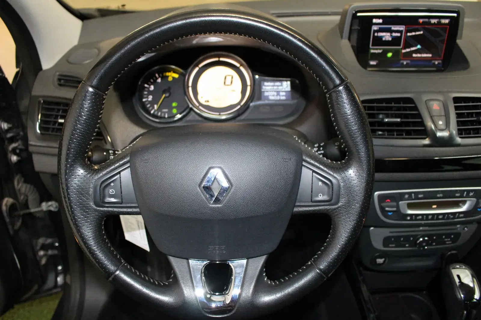 Renault Mégane 1.5 Blue dCi Bose Edition EDC 23