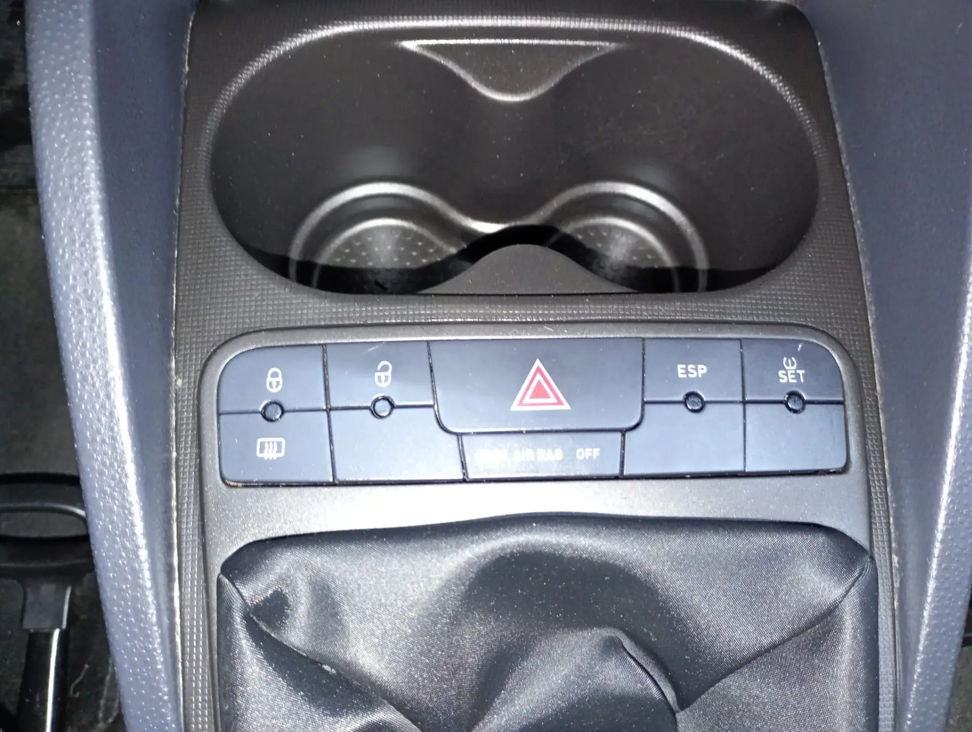 SEAT Ibiza 1.6 TDI Reference 13