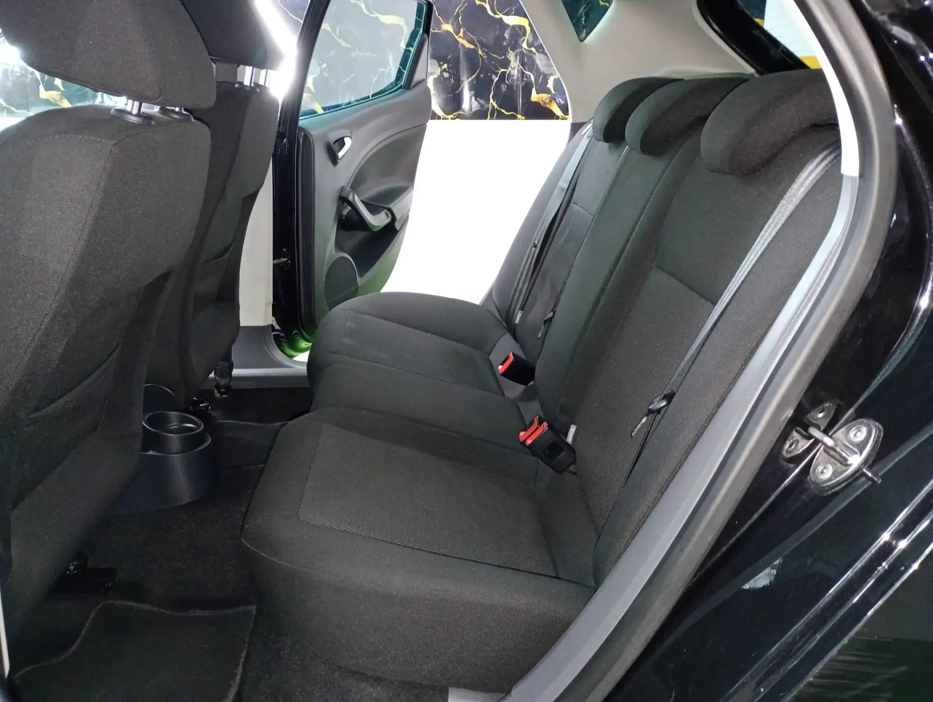 SEAT Ibiza 1.6 TDI Reference 19