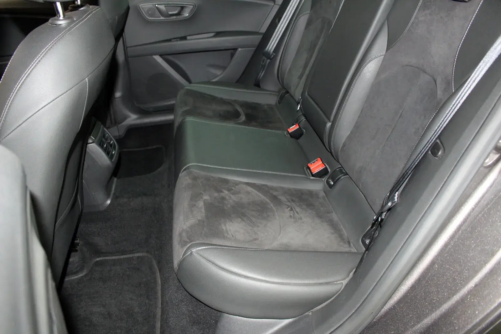 SEAT Leon ST 1.6 TDI Style S/S 30