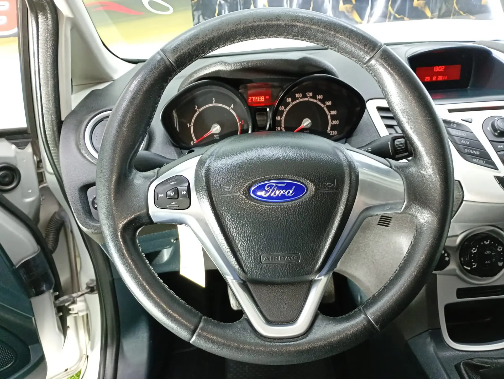 Ford Fiesta 1.4 TDCI Titanium 16