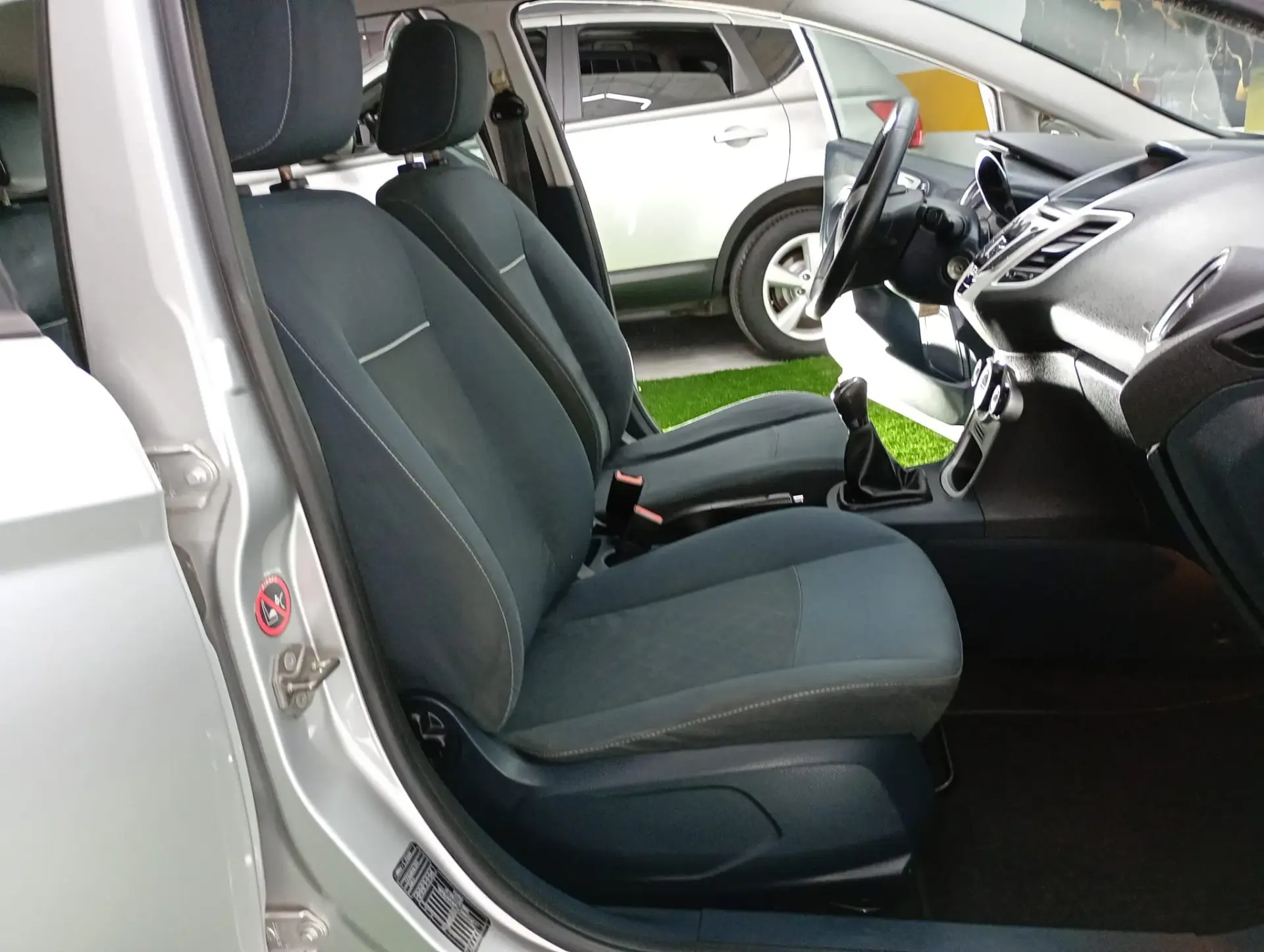 Ford Fiesta 1.4 TDCI Titanium 19