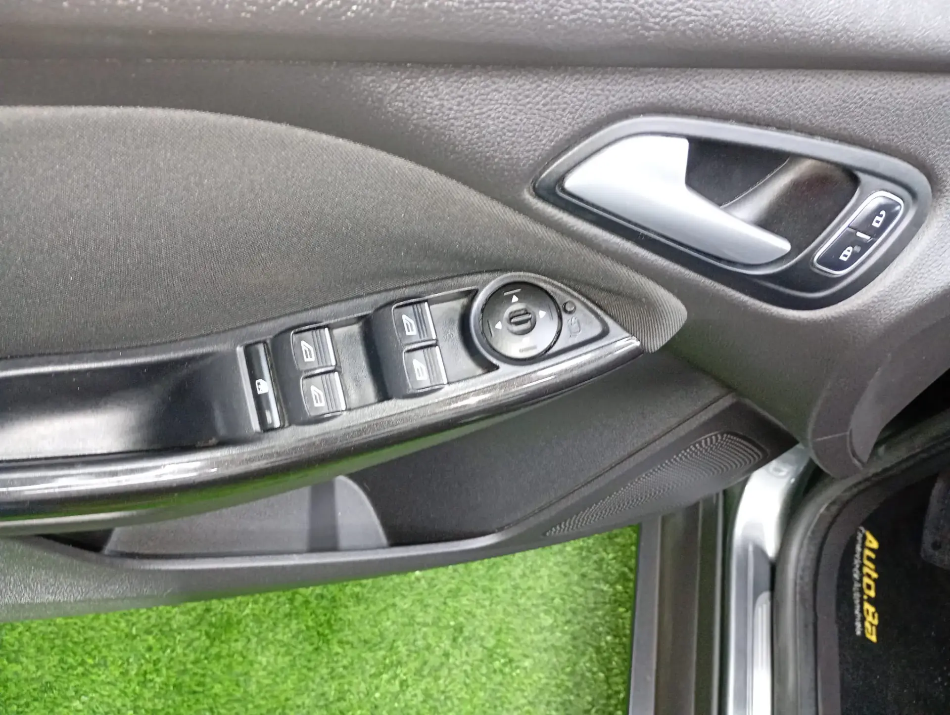 Ford Focus 1.0 SCTi ST-Line 10
