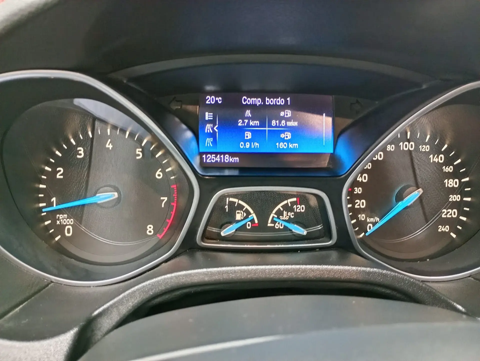 Ford Focus 1.0 SCTi ST-Line 12