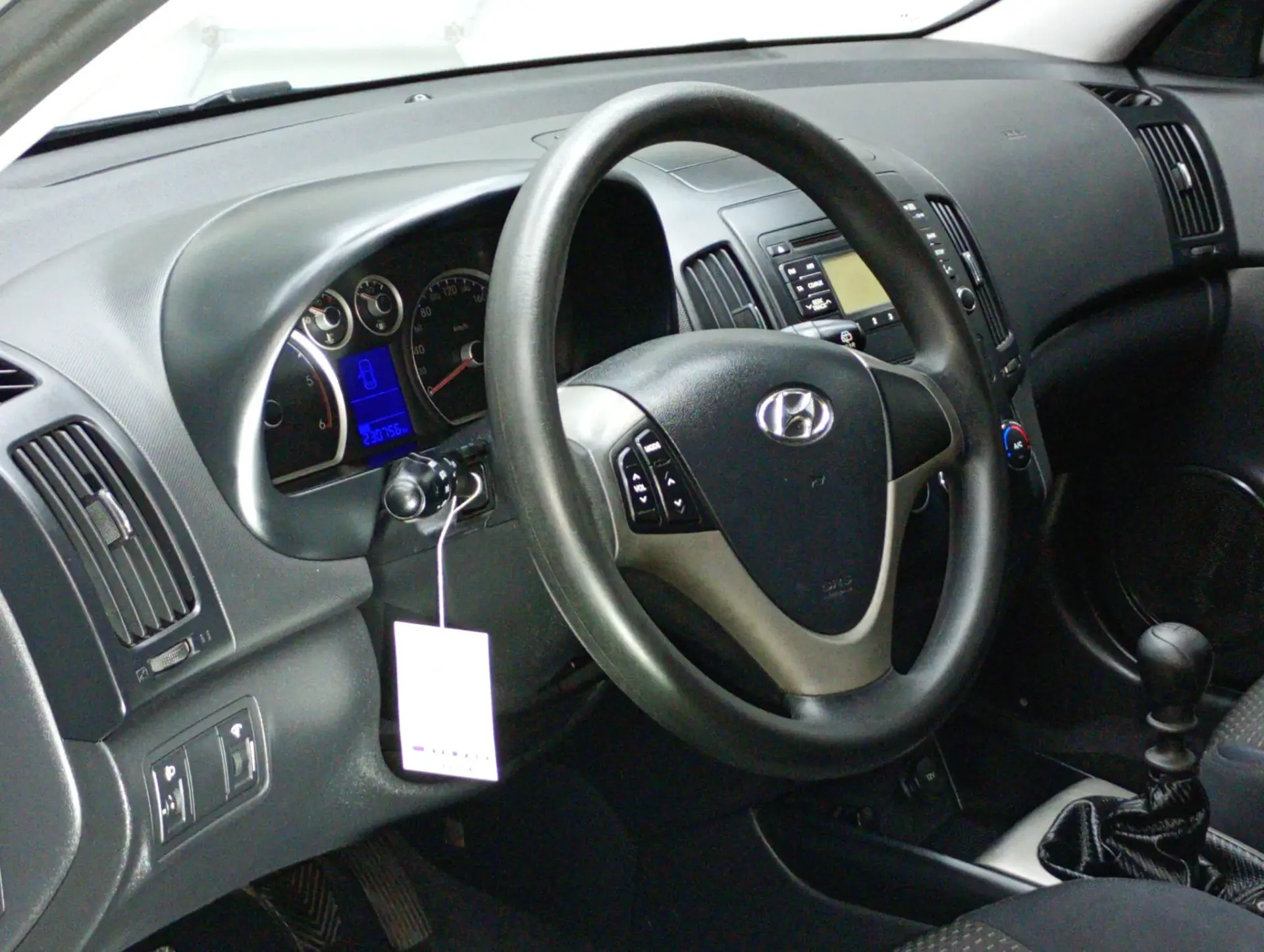 Hyundai i30 1.6 CRDi Classic 8
