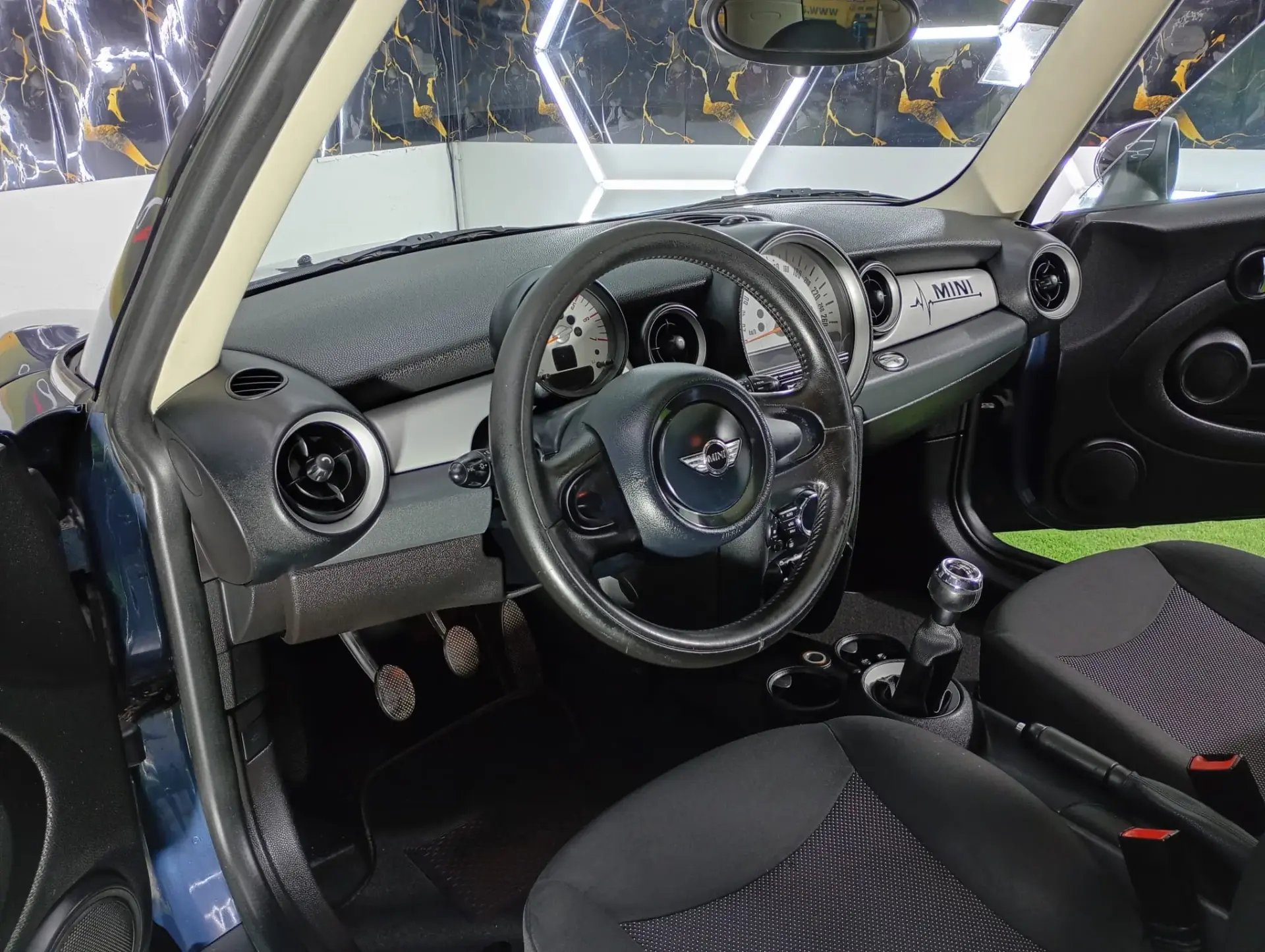 MINI 3 Portas Cooper D 12