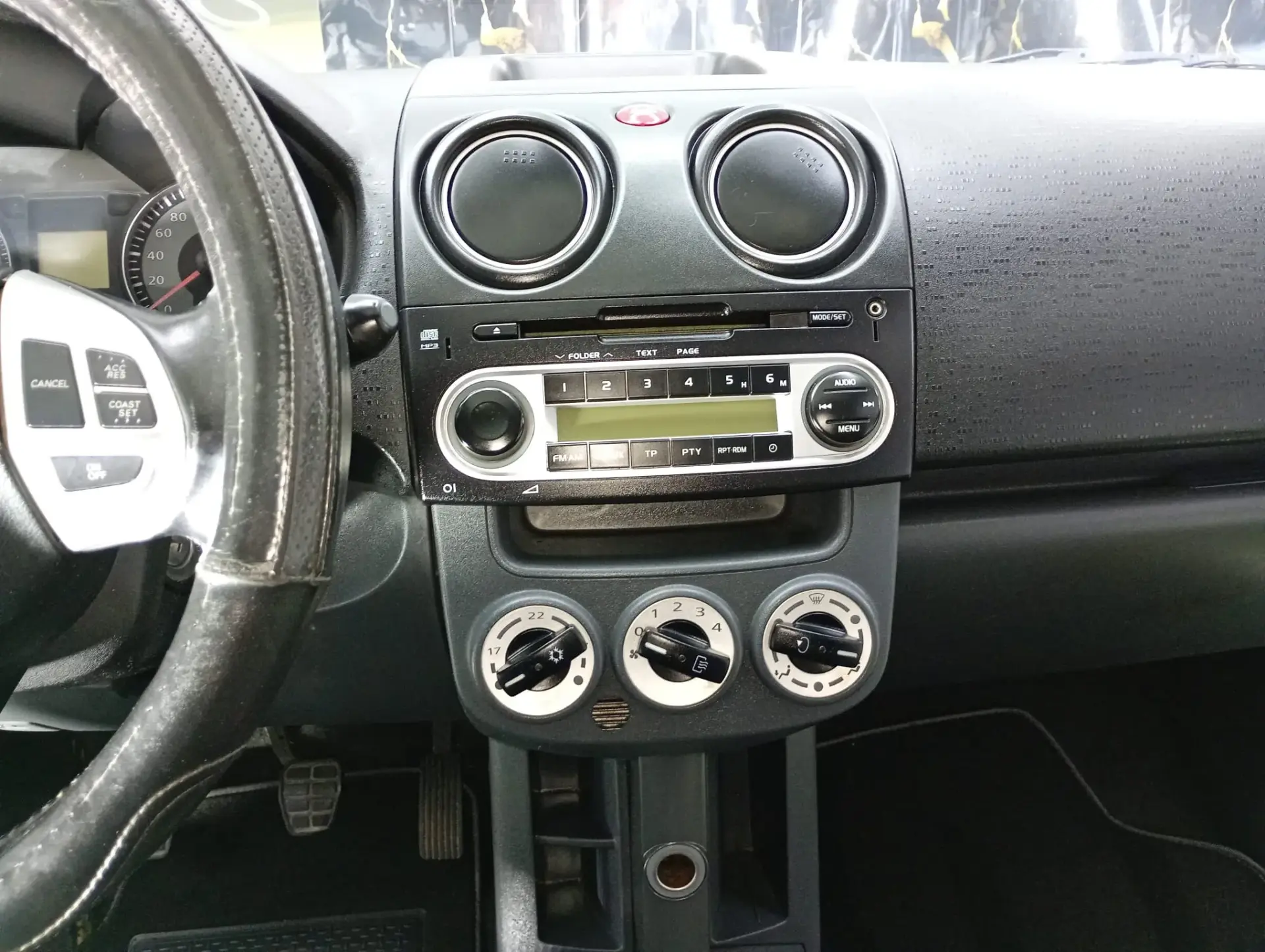 Mitsubishi Colt 1.3 Instyle 13