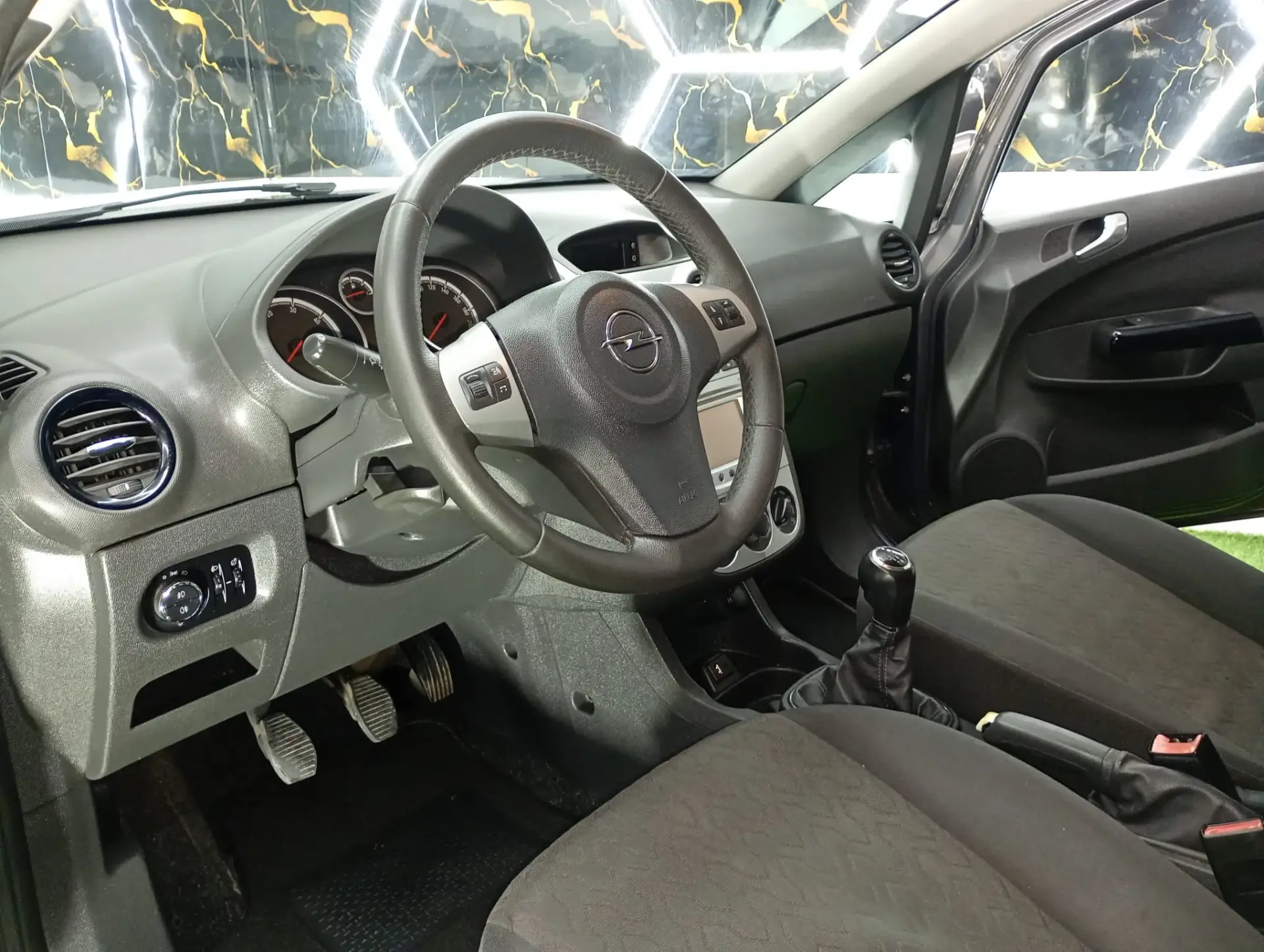 Opel Corsa 1.3 CDTI Enjoy 88g 13