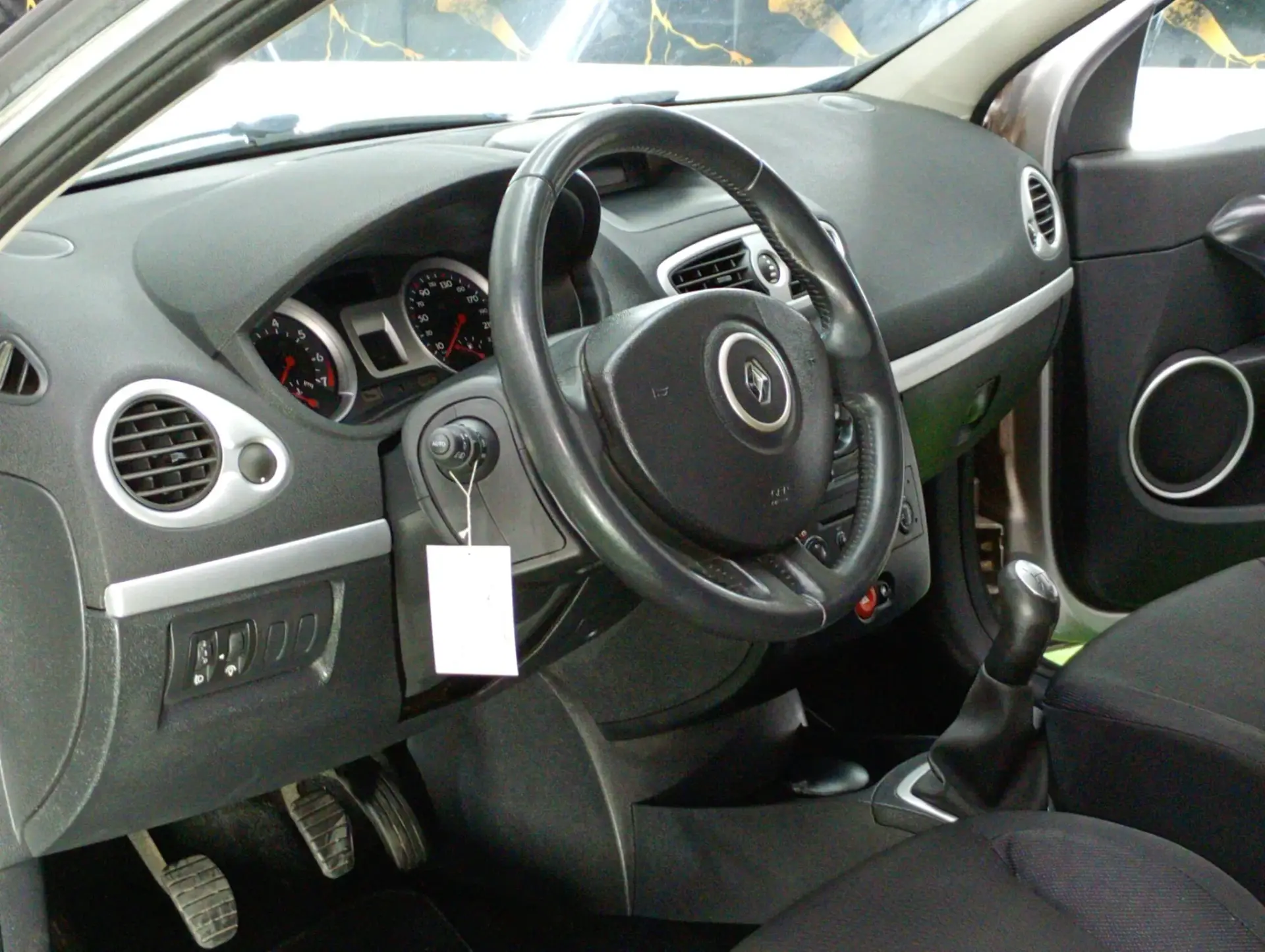 Renault Clio 1.2 16V Dynamique 12