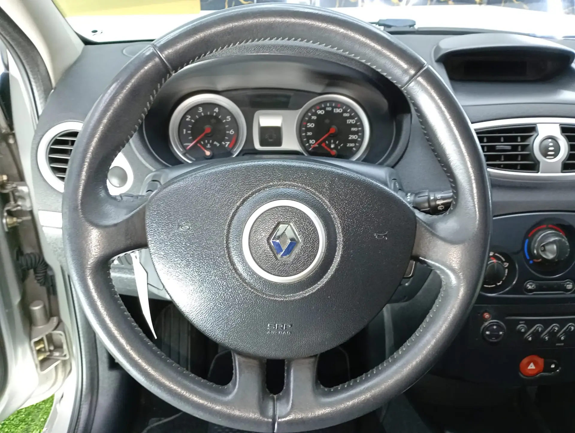 Renault Clio 1.2 16V Dynamique 14
