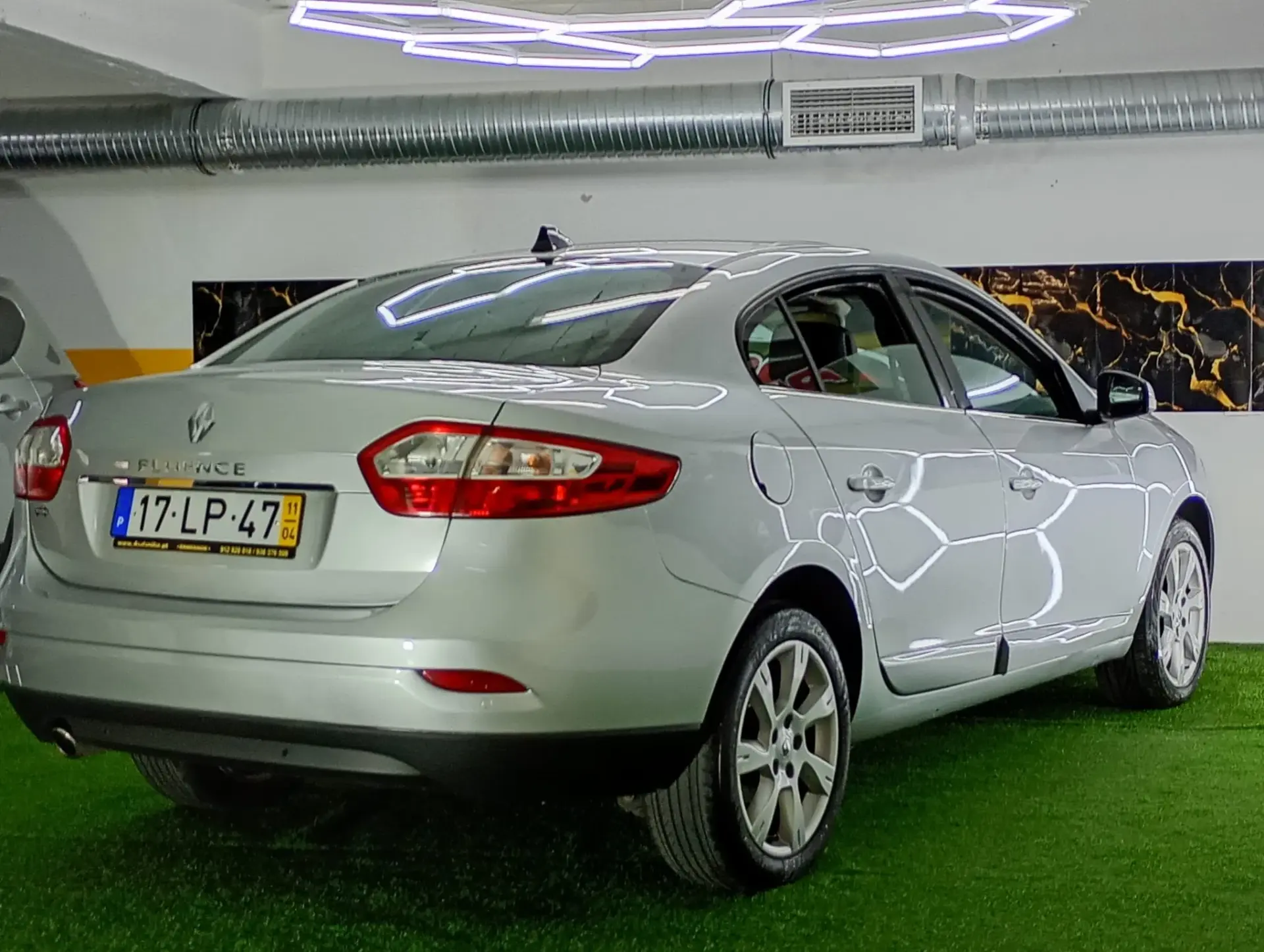Renault Fluence 1.5 dCi Exclusive 32