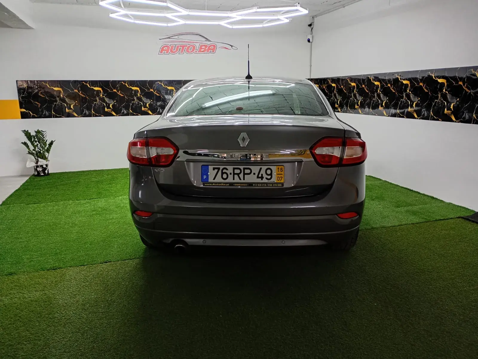 Renault Fluence 1.5 dCi Exclusive 18