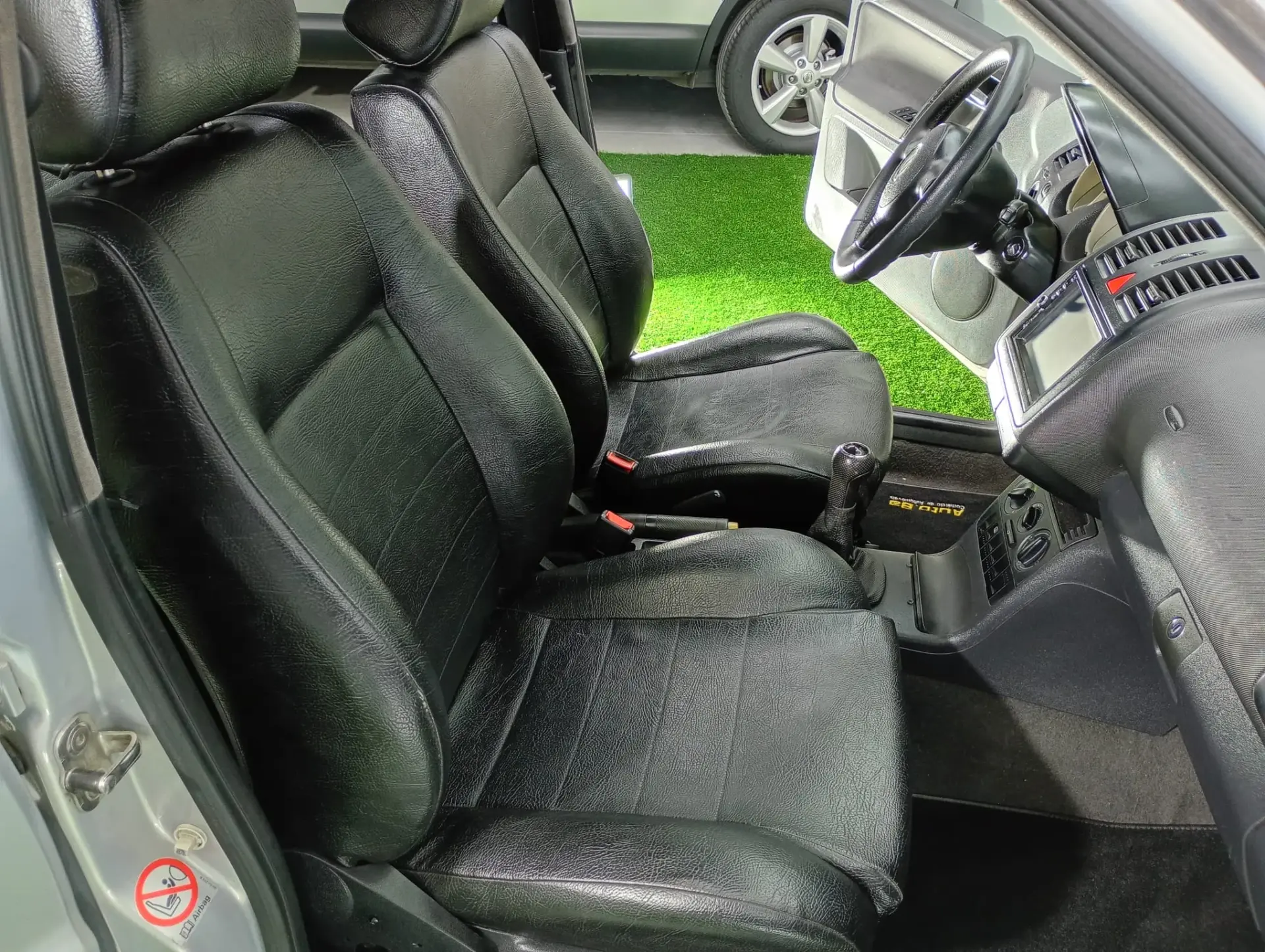Volkswagen Polo 1.4 TDi Confortline ABS 23