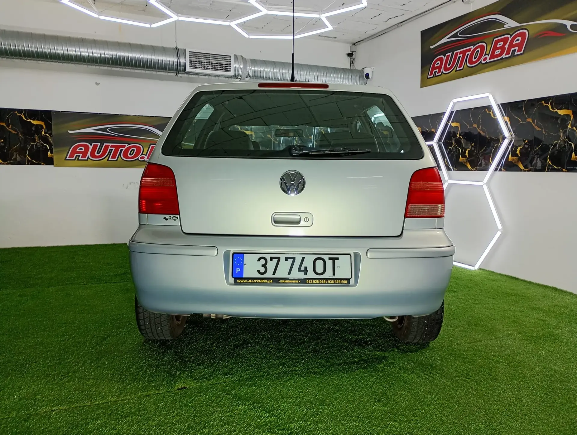 Volkswagen Polo 1.4 TDi Confortline ABS 30