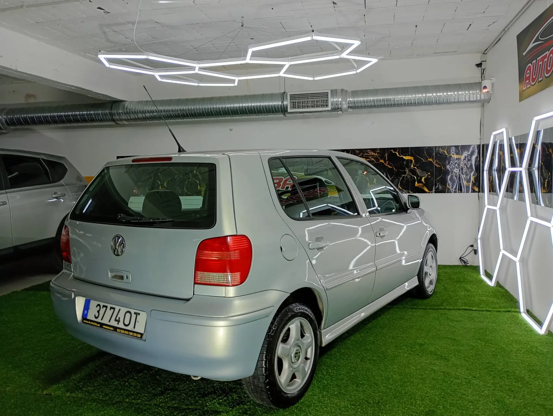 Volkswagen Polo 1.4 TDi Confortline ABS 31