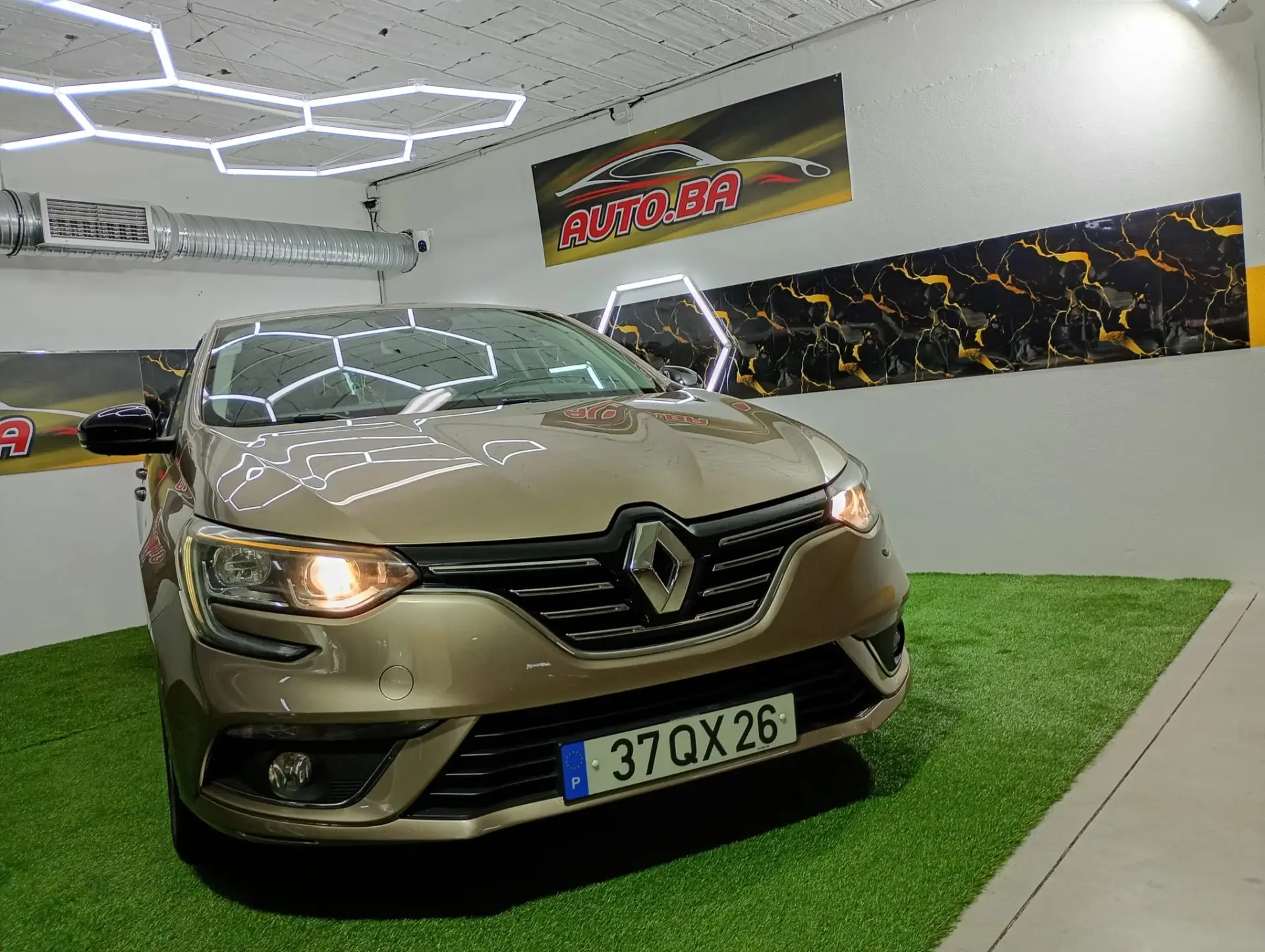 Renault Mégane 1.5 dCi Limited SS 8