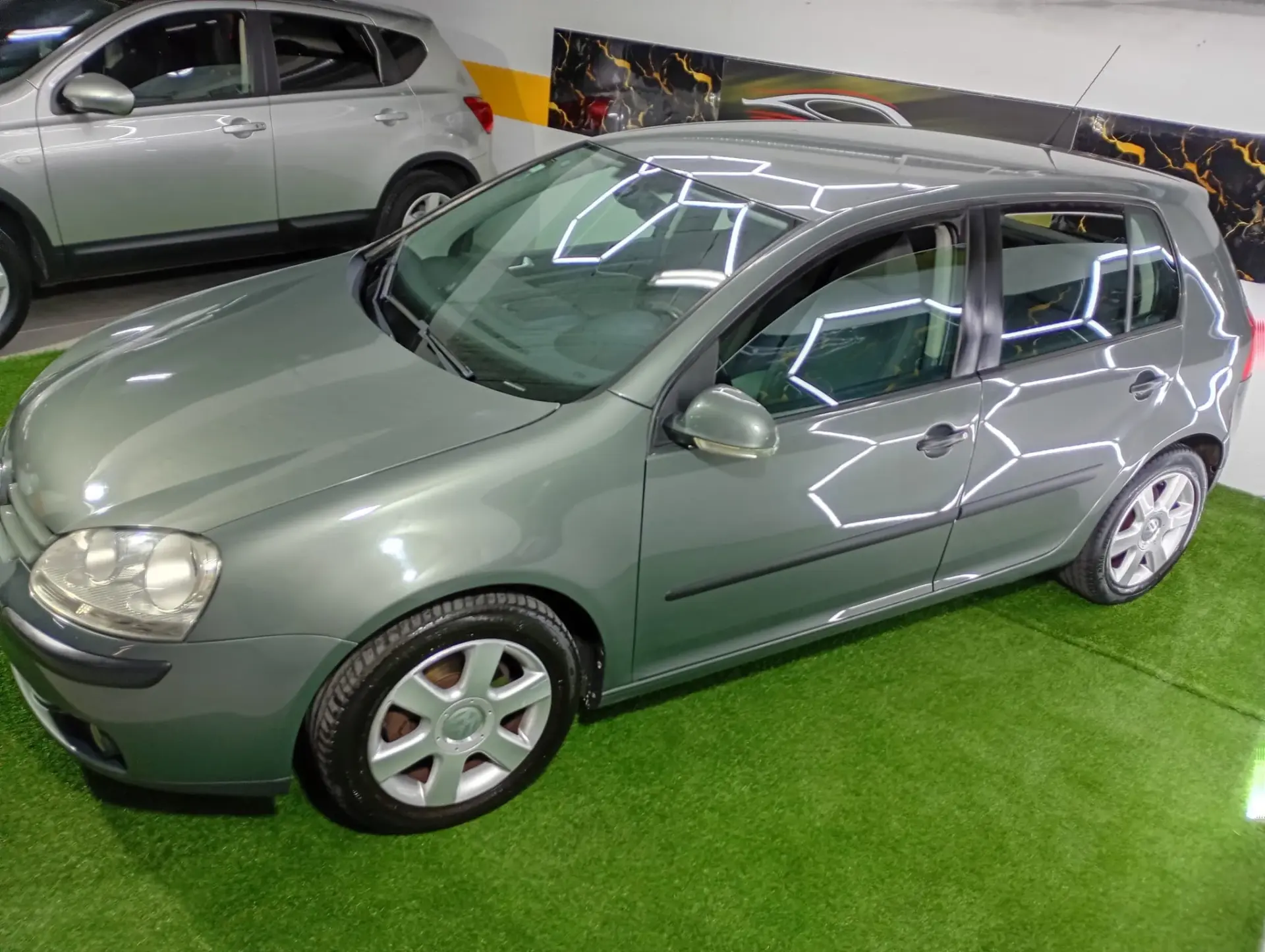 Volkswagen Golf 1.9 TDi 6V Confortline 5