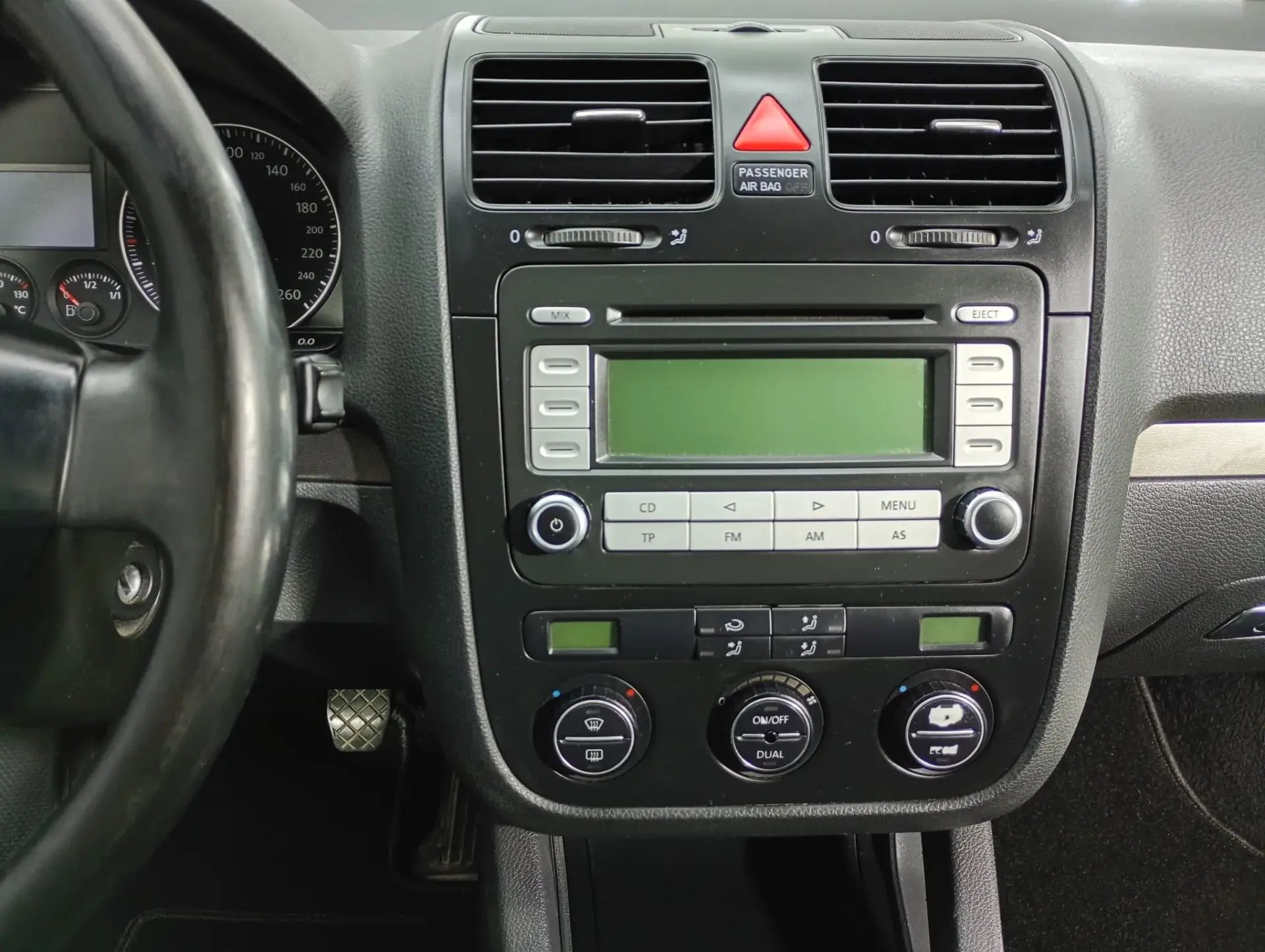 Volkswagen Golf 1.9 TDi 6V Confortline 17