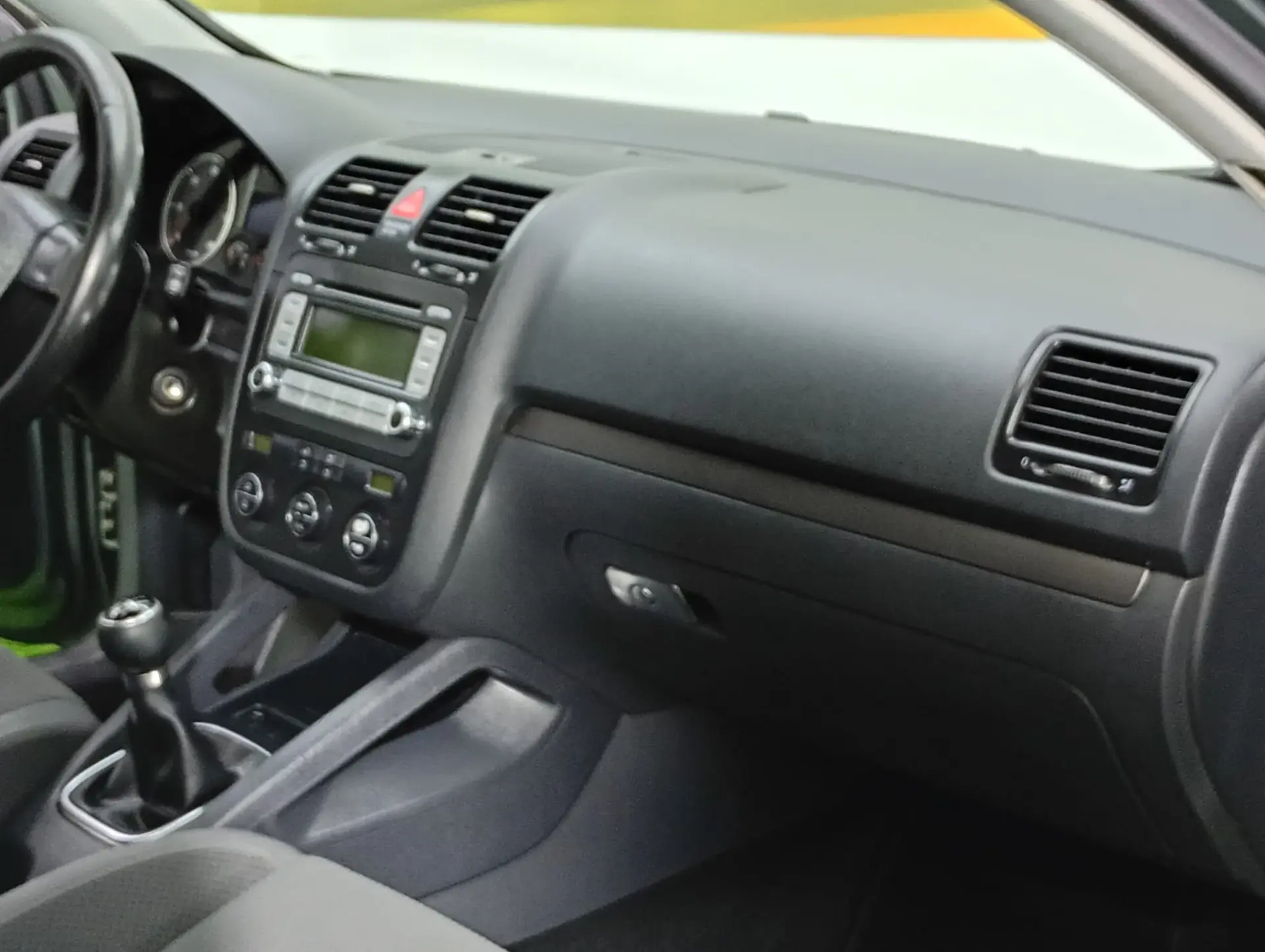 Volkswagen Golf 1.9 TDi 6V Confortline 26