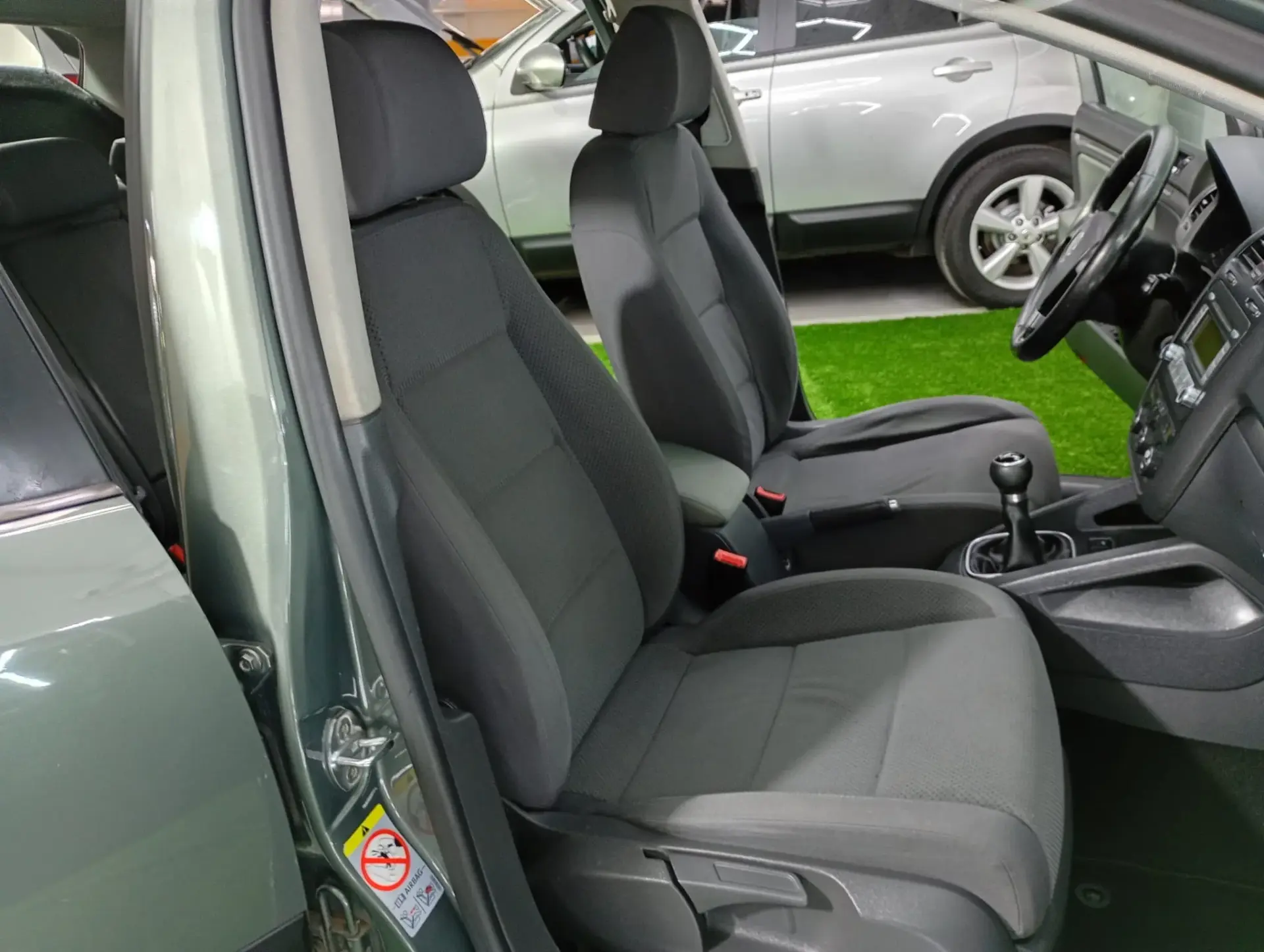 Volkswagen Golf 1.9 TDi 6V Confortline 28